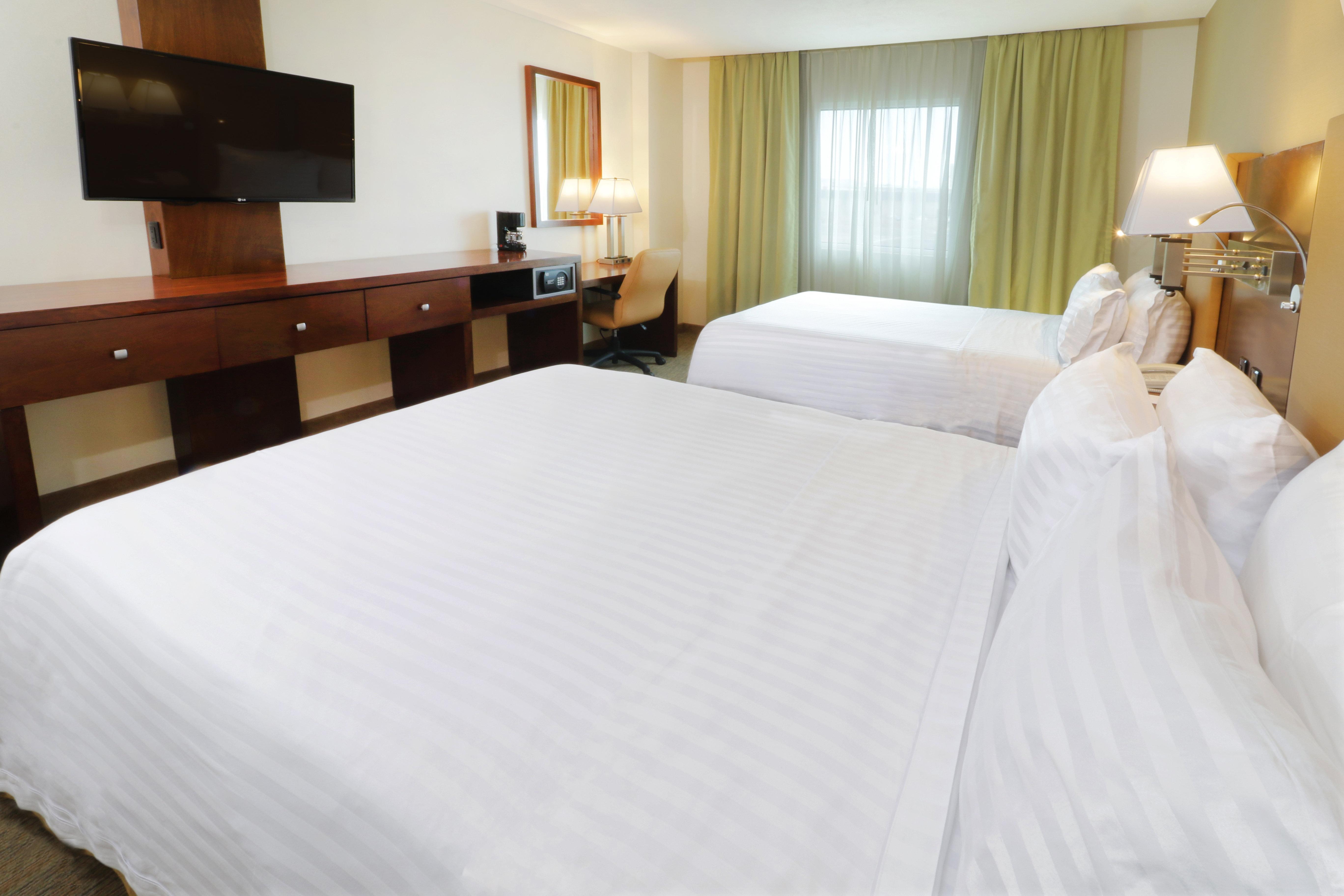 Holiday Inn Hotel&Suites Hermosillo Aeropuerto, an IHG Hotel Exterior foto