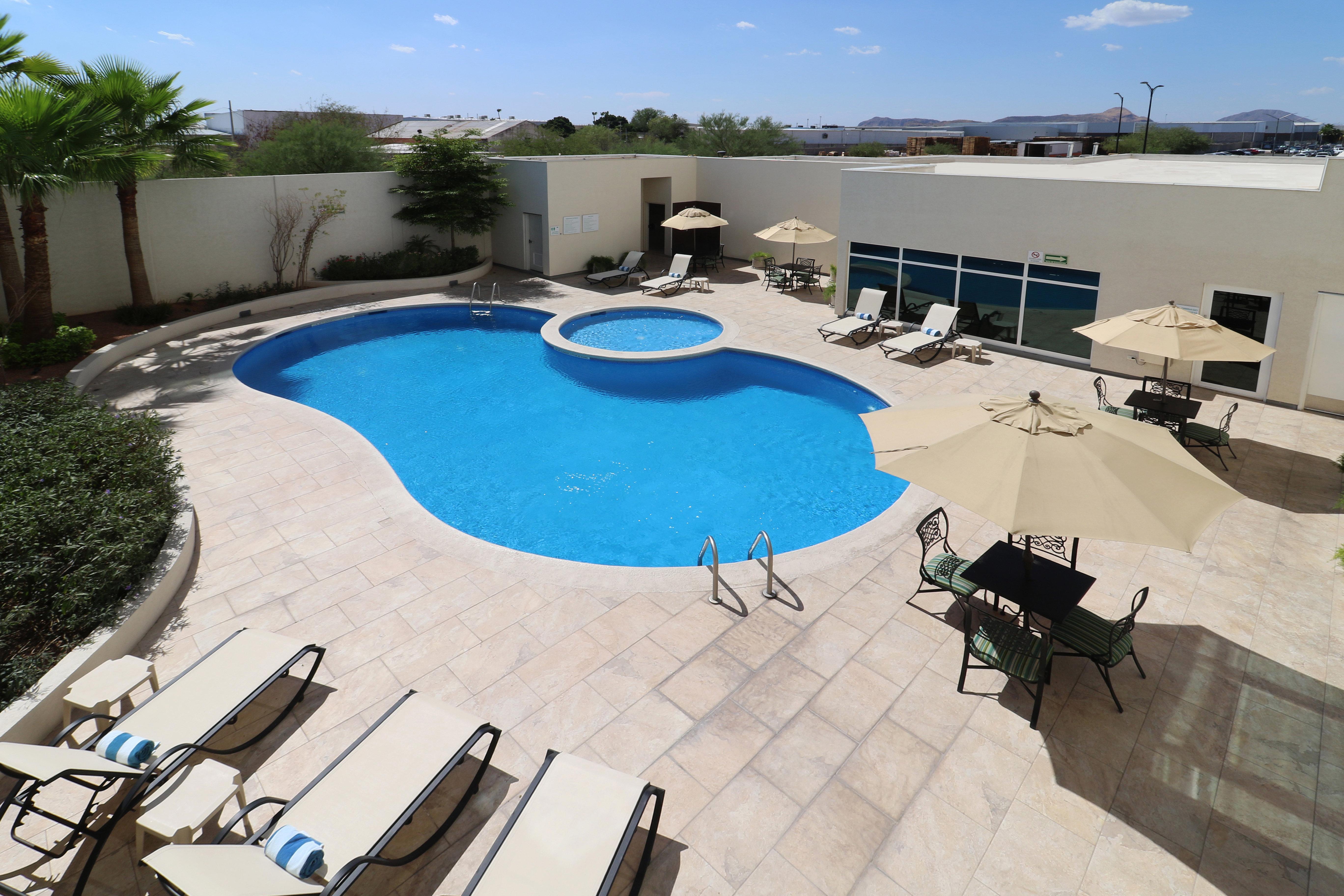 Holiday Inn Hotel&Suites Hermosillo Aeropuerto, an IHG Hotel Exterior foto